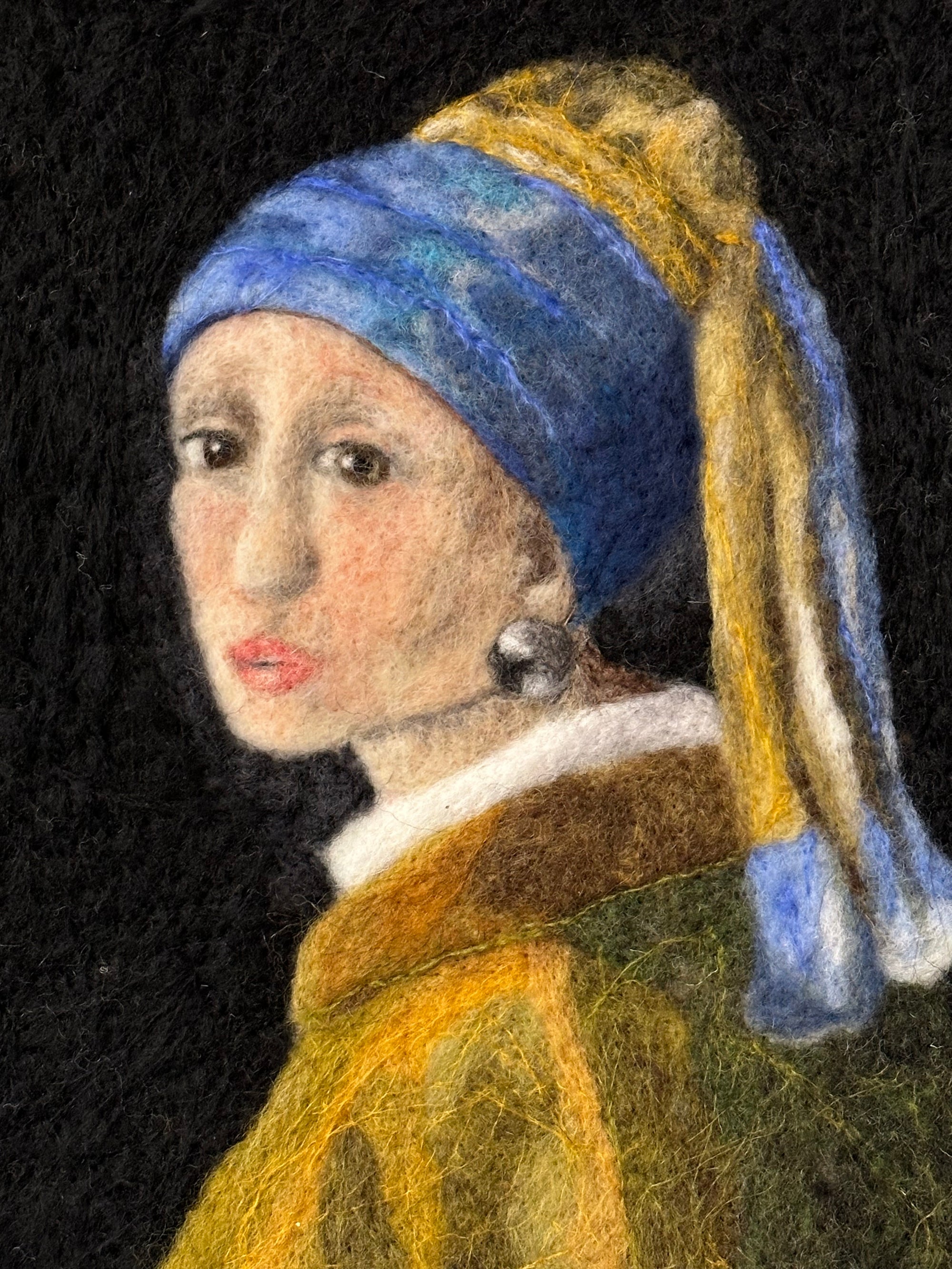 Needle felted picture, inspired by the Girl with the pearl earring