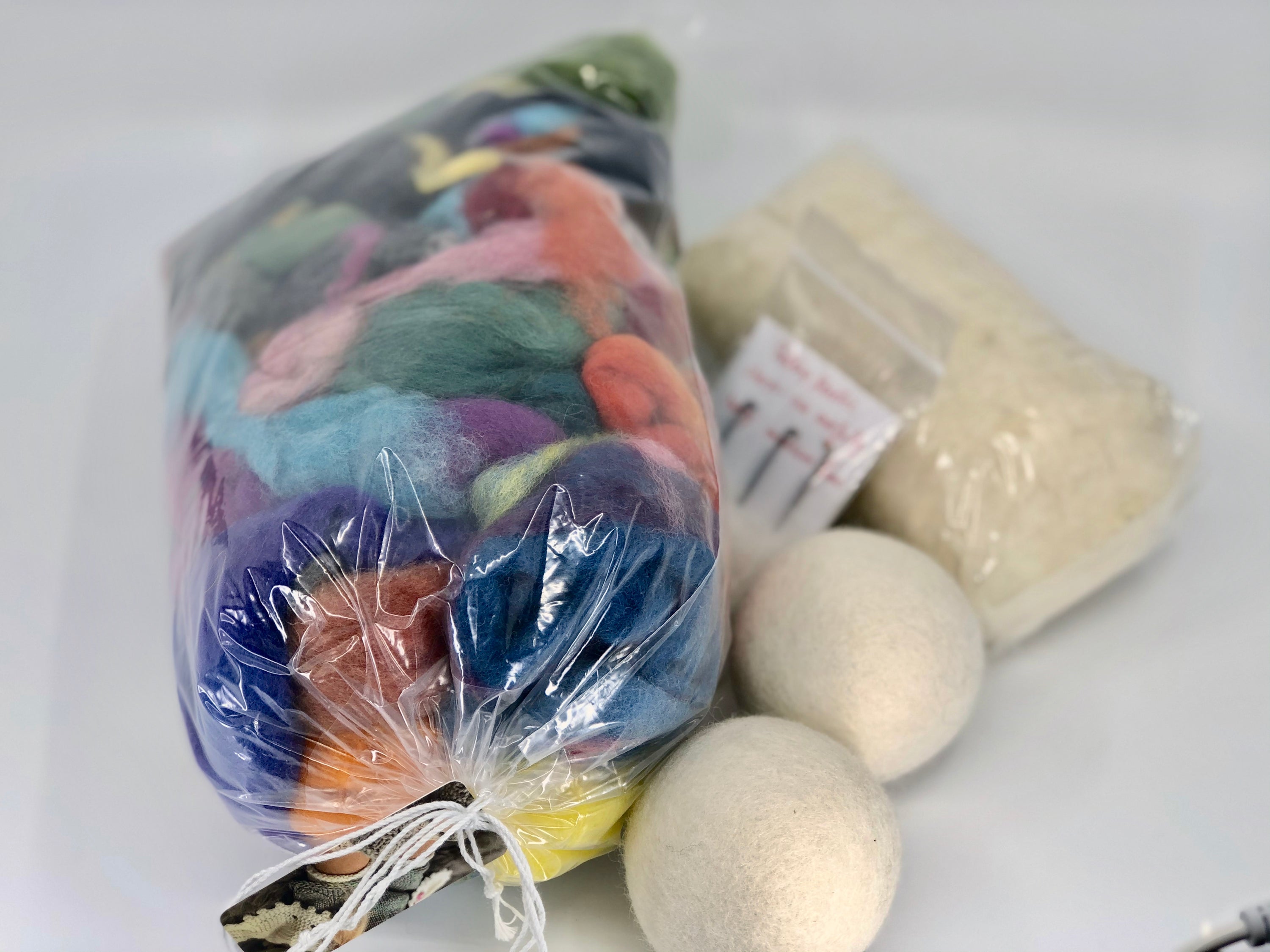 Felting fiber, kits & tools