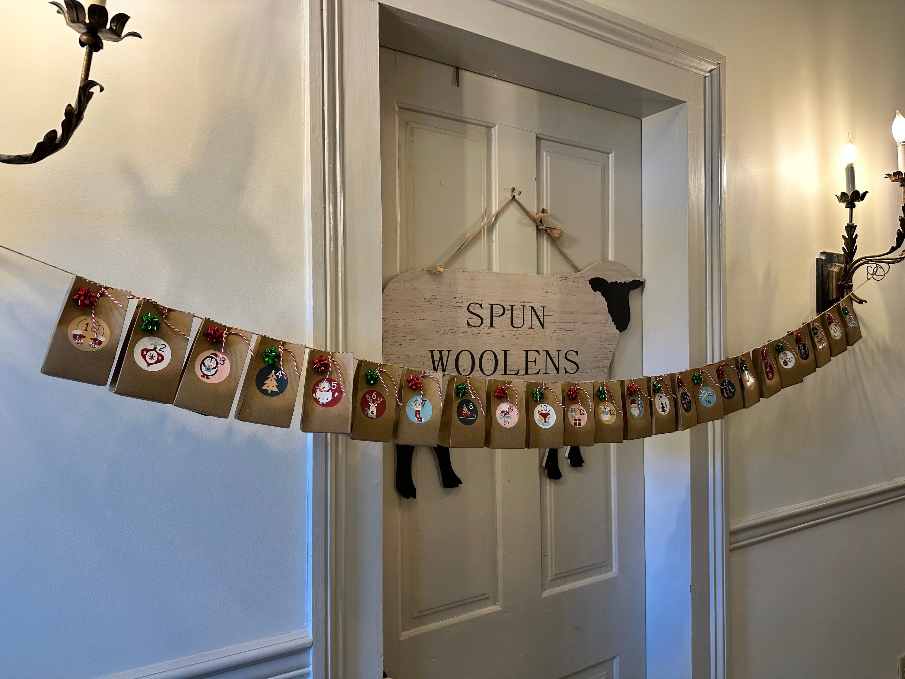 Ball Ornament Annual Advent Calendar 2025 (age 8+)