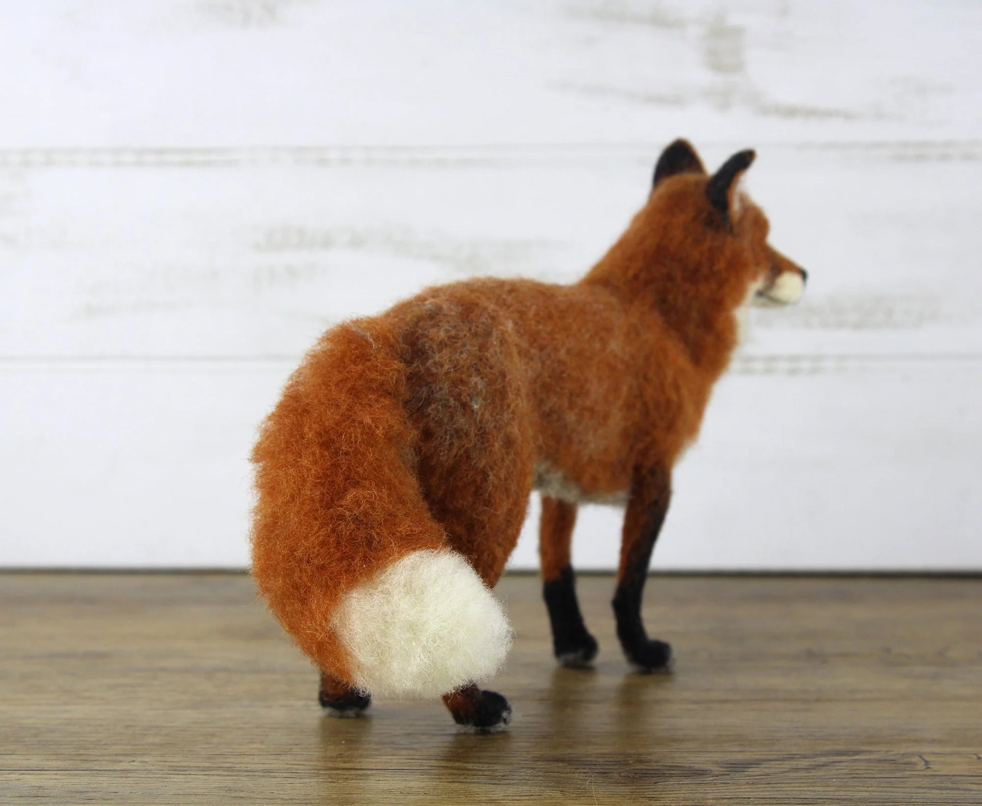 Fabian the Fox - Needle Felting Kit