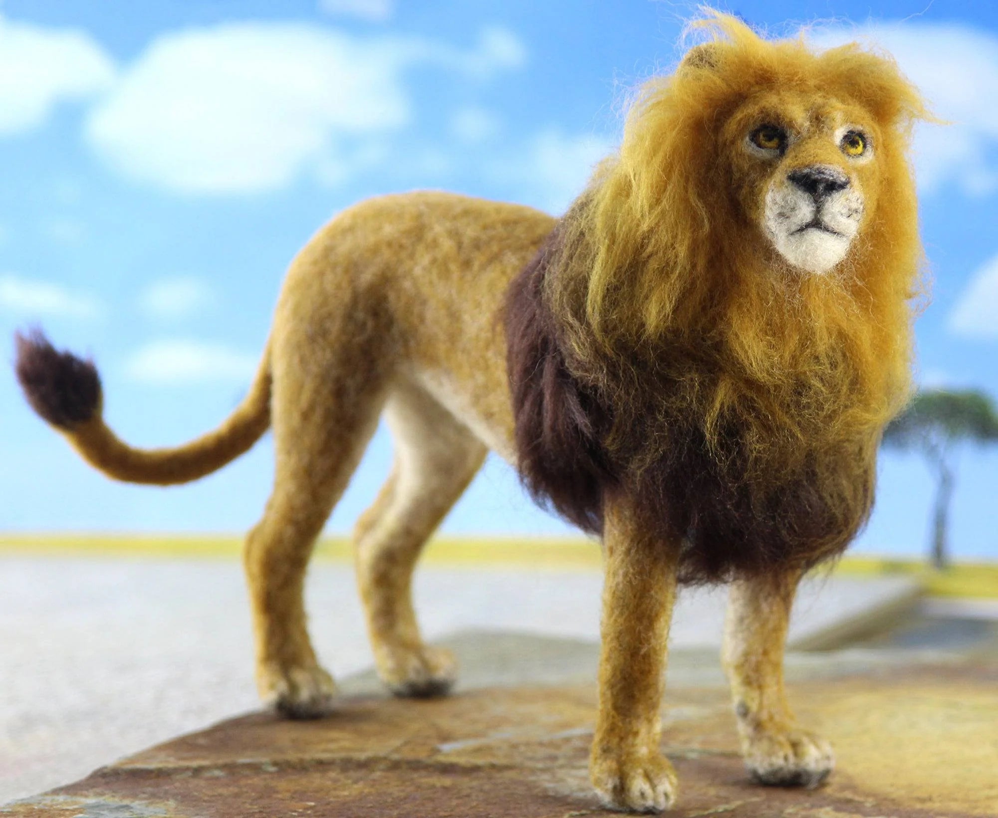 Lewie the Lion - Needle Felting Kit