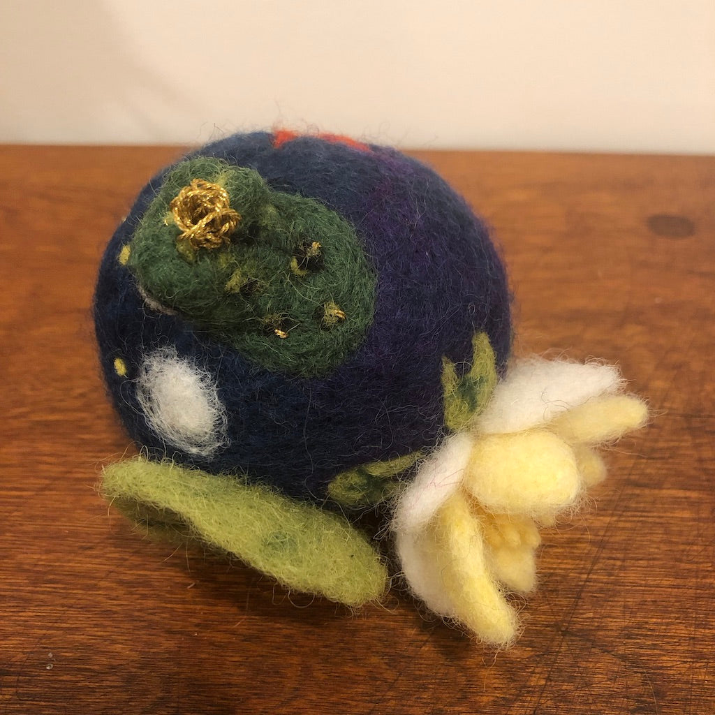 Meet me at the Pond Ornament Kit