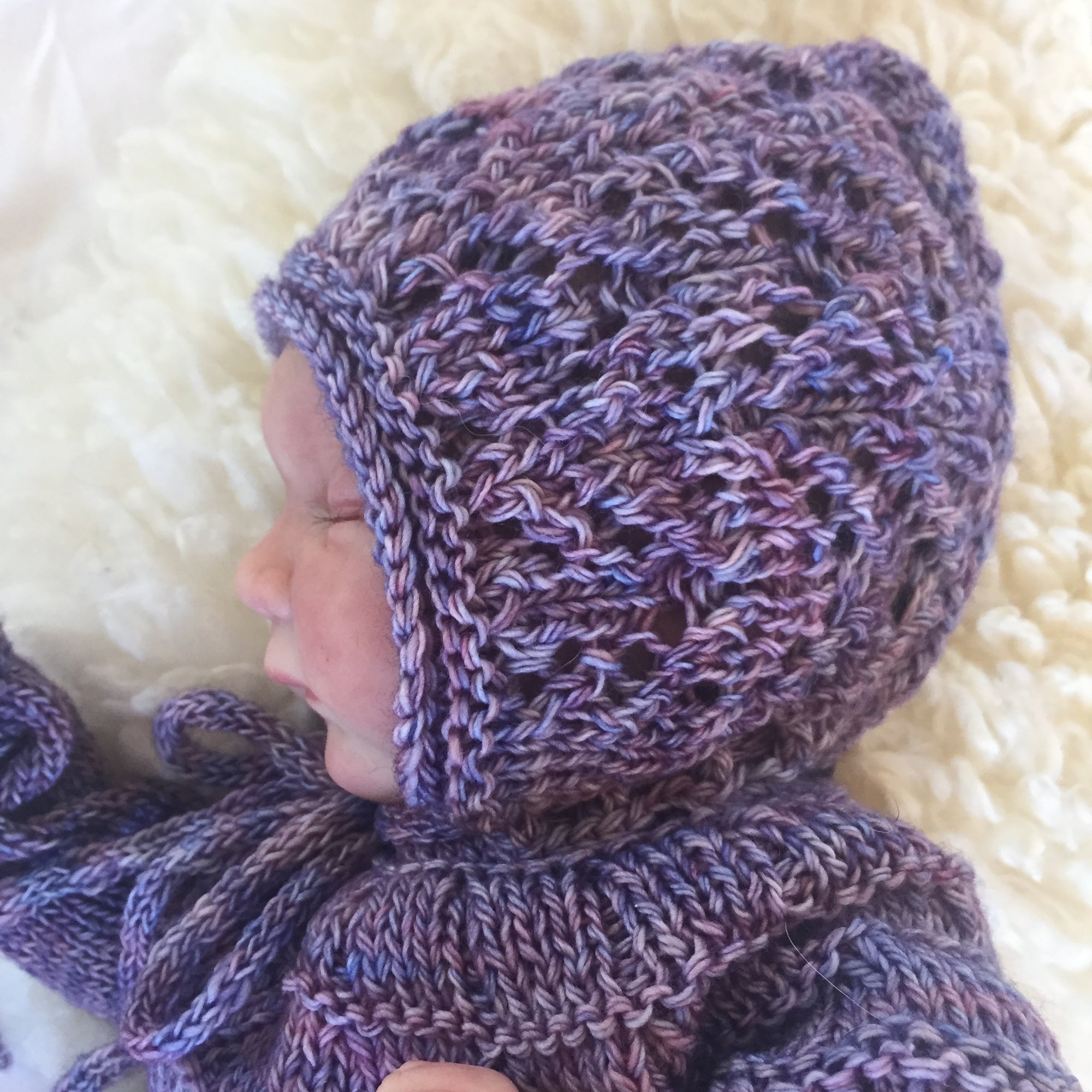 Falling Leaf Bonnet - Knitting Pattern