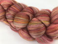 Load image into Gallery viewer, Merino Roving "Hollyberry"
